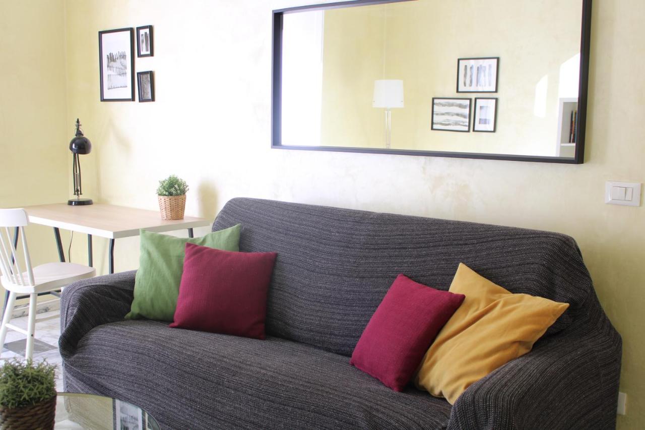 Appartamento Re Di Roma/Cozy Flat For Six Persons Екстериор снимка